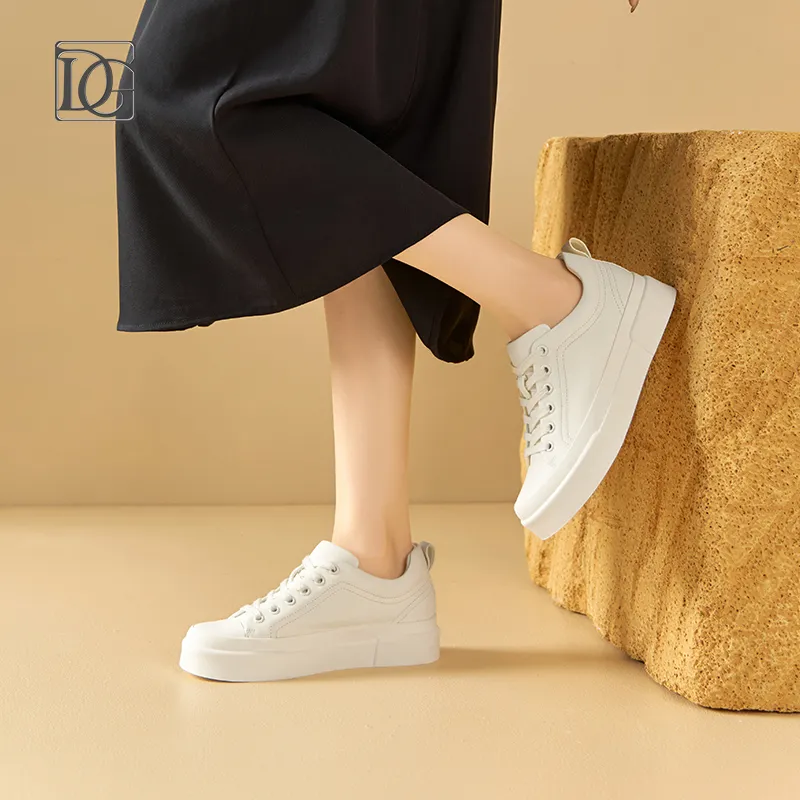 DG Height Increasing Low-Top Skateboard Shoes Women's-4