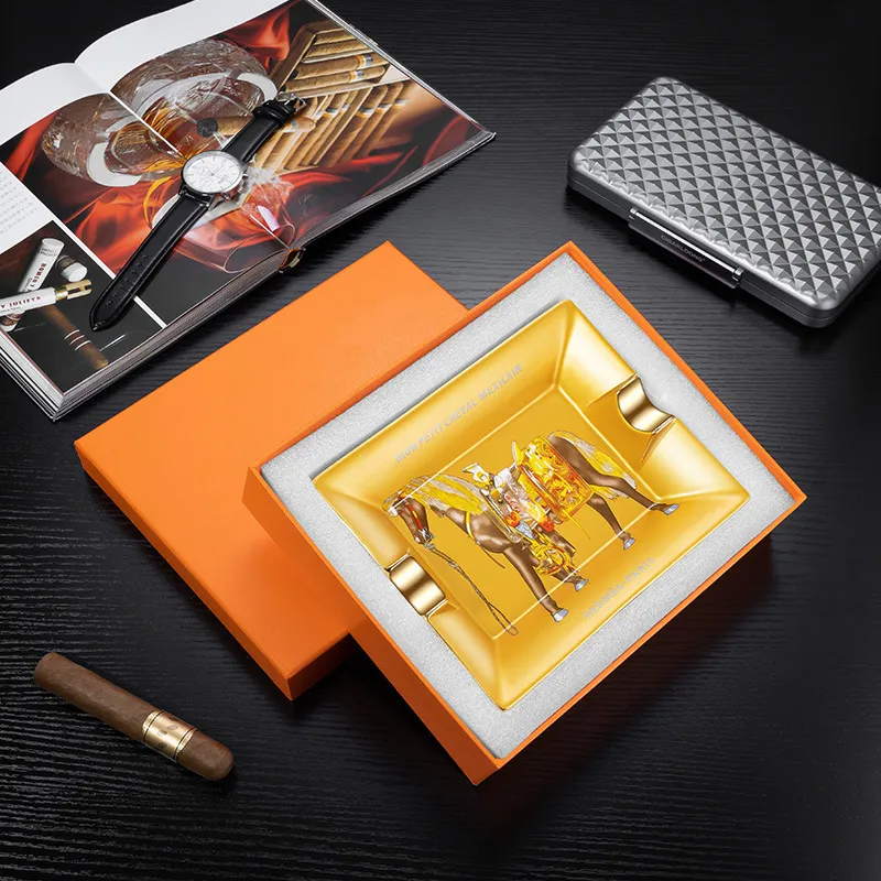 HANNICOOK Ashtrays Sand Gold Warhorse-2