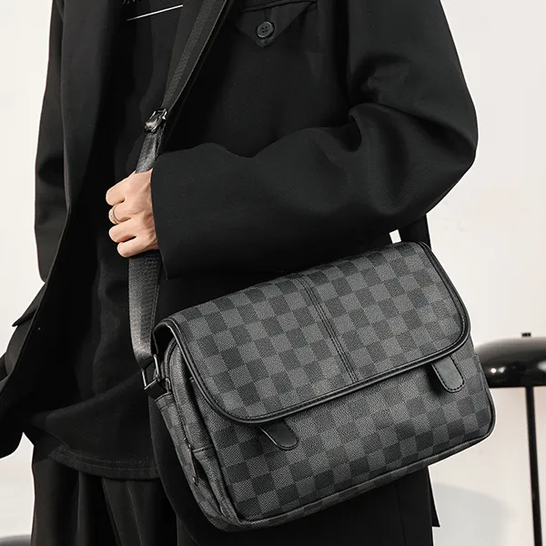 CARTELO PVC Shoulder Bag Regular Unisex Black-1