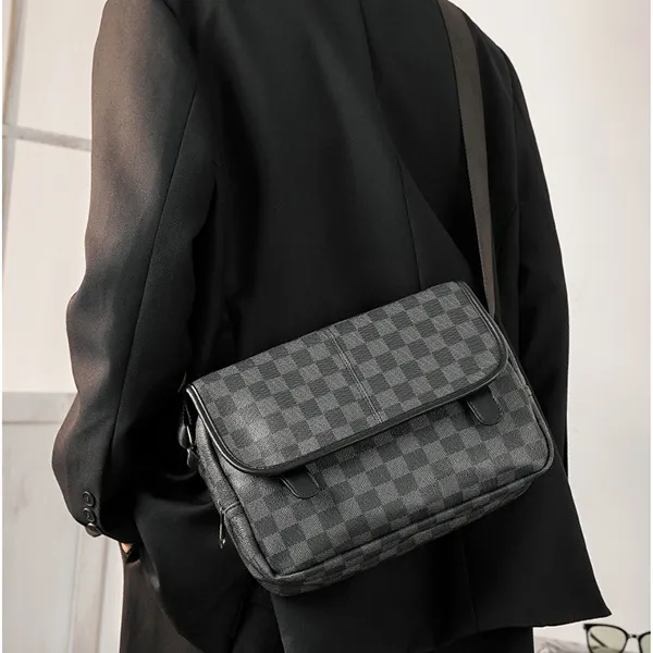 CARTELO PVC Shoulder Bag Regular Unisex Black-3