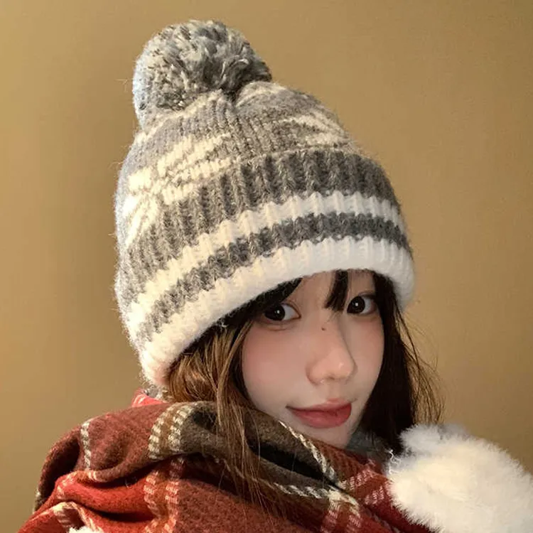 CARTELO Polyester Beanies Unisex Gift Box Set-2