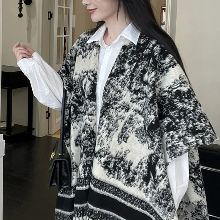 CARTELO Polyester Shawls Unisex Black/Brown-2