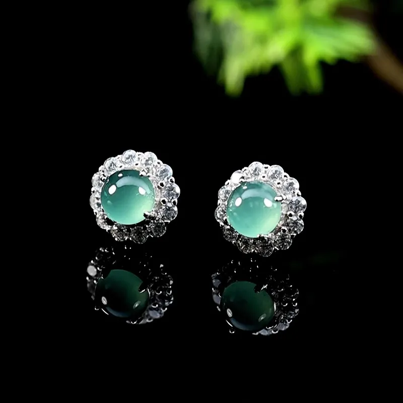 Long Fu Ice Glutinous Jadeite Stud Earrings Women's-1