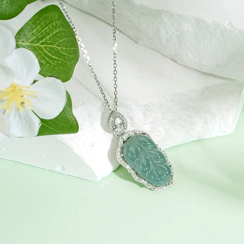 Long Fu Glutinous Jade Jadeite Necklaces Women's-3