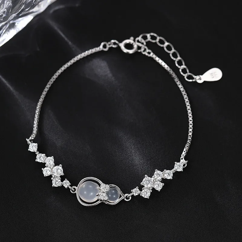 Long Fu Chalcedony Fashion Versatile Festival Bracelet Women's-5