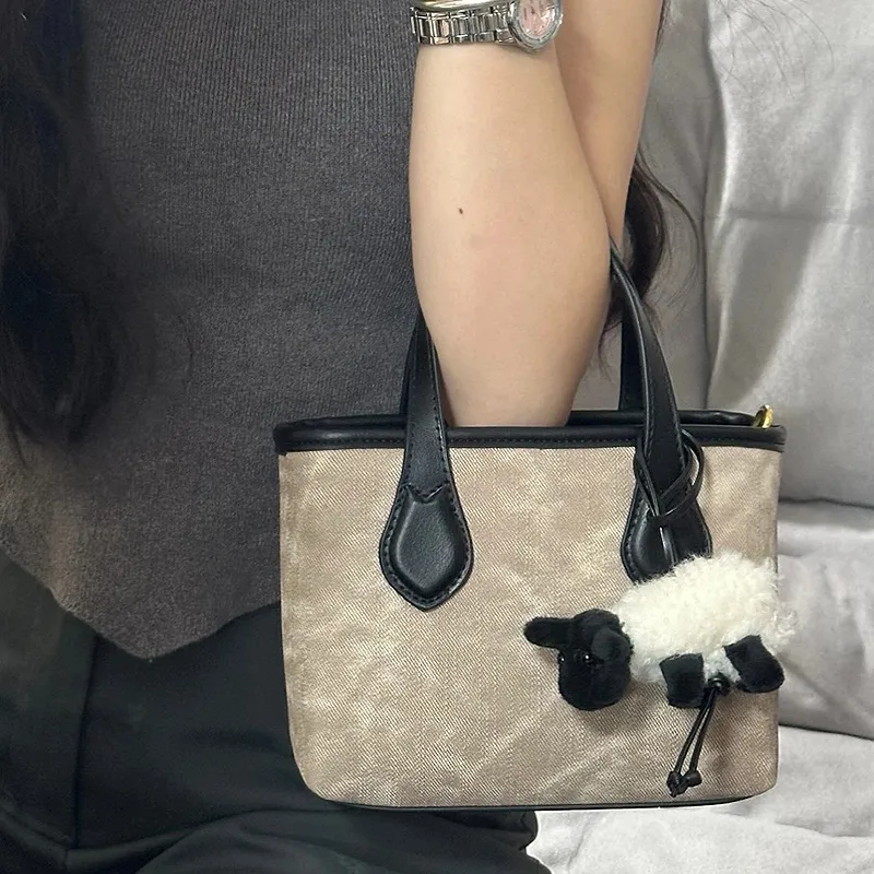 NATTY Handbags-15
