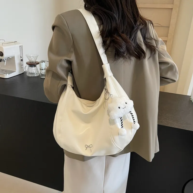 NATTY PU Shoulder Bag Large Size Women's Ecru/Silver/Black/Green-5