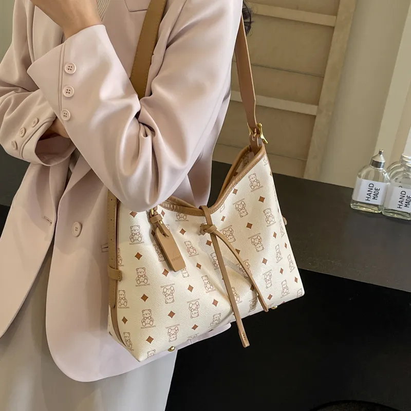 Versman Crossbody Bags-4