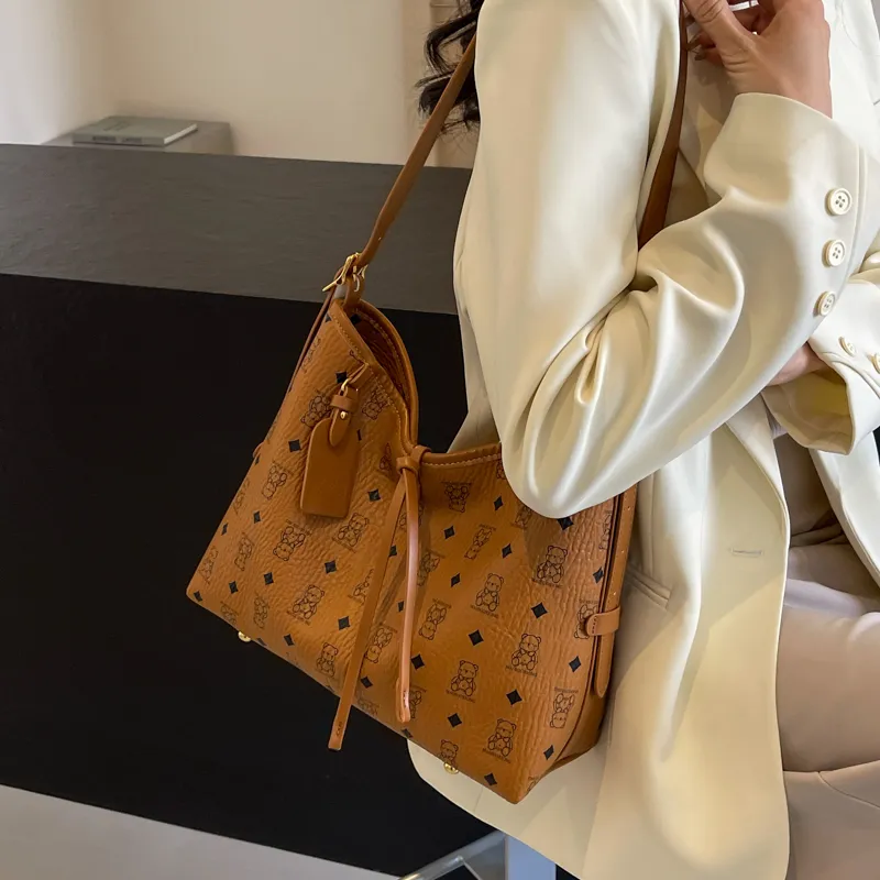 Versman Crossbody Bags-19