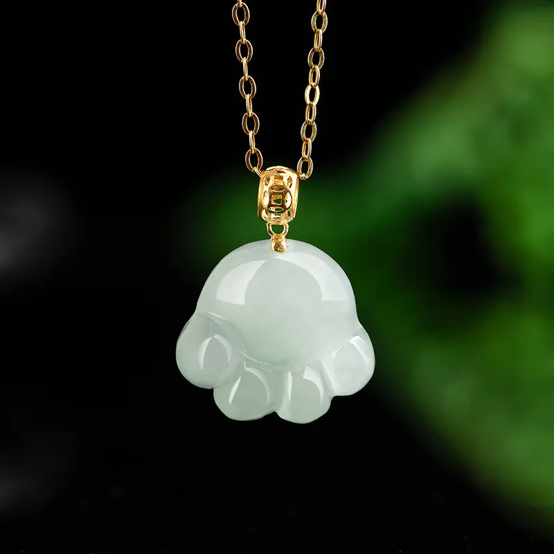 Jade Is Boundless Glutinous Jade Jadeite Necklaces Unisex-1