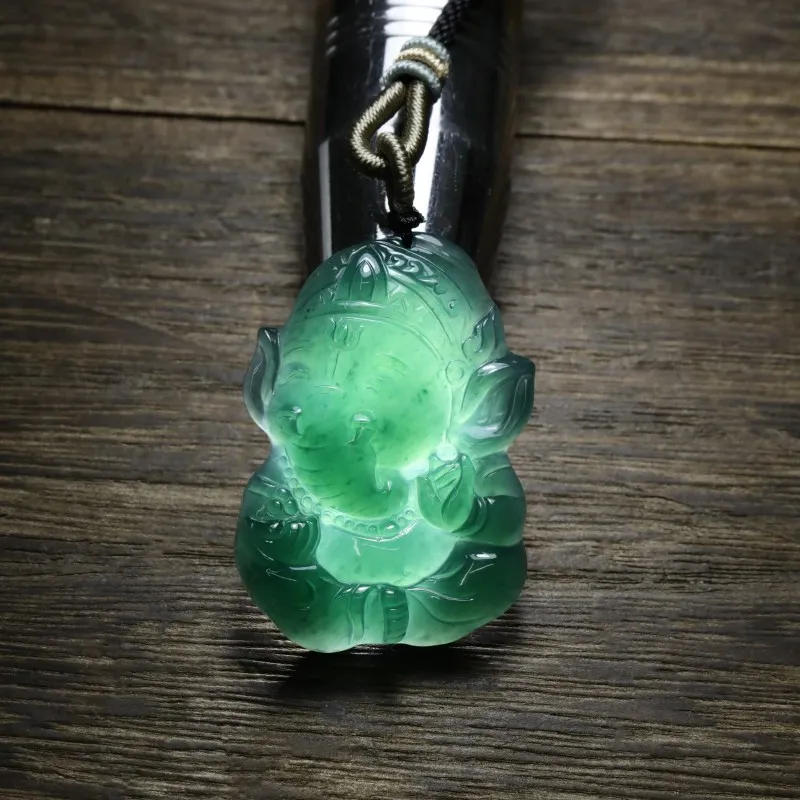 Jade Is Boundless Glutinous Jade Jadeite Necklaces Unisex-1