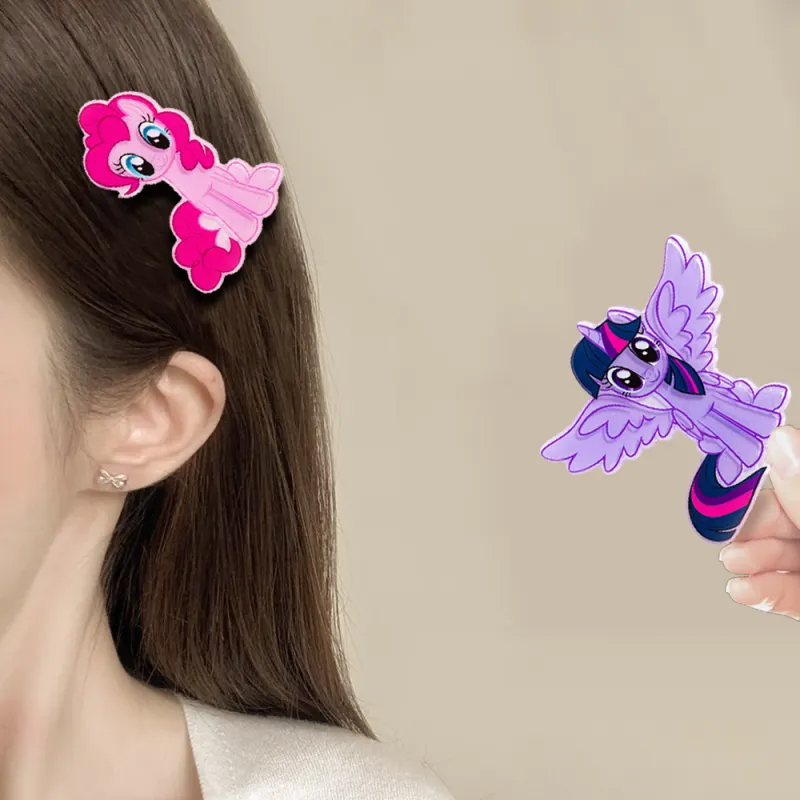 PinkyPinky Acrylic Hair Clips Women's-16