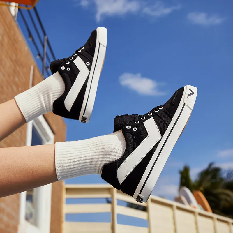 PONY Atop Coverage Wear Resistant Low Top Skateboard Shoes Unisex Black-6