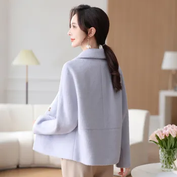Yalu 1972 Velvet feel Coat Women's