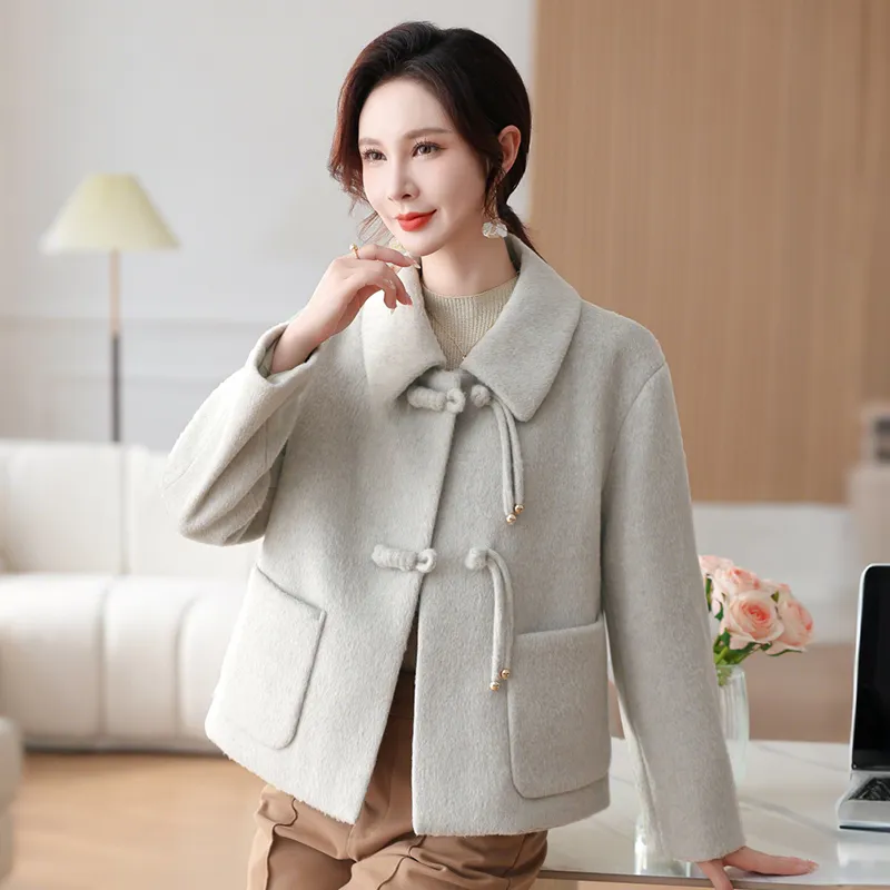 Yalu 1972 Velvet feel Coat Women's-3
