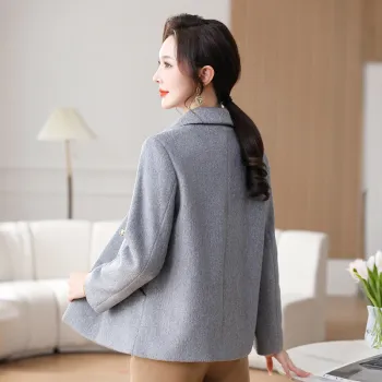 Yalu 1972 Velvet feel Coat Women's