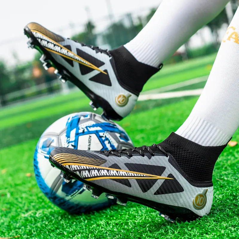 TONYBEAR Slip Resistant Soccer Shoes Unisex-9