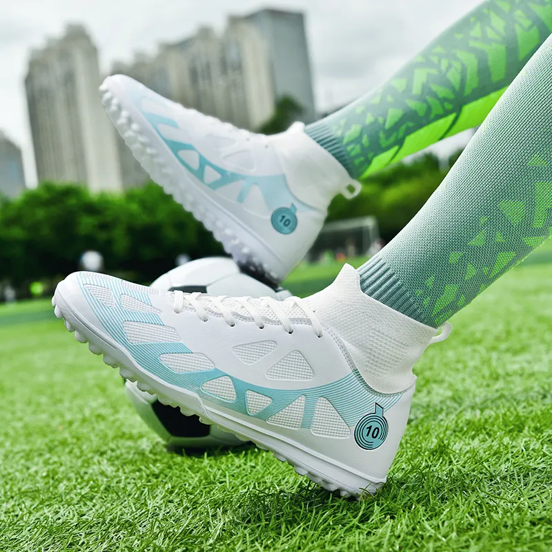 TONYBEAR Soft Ground Soccer Shoes Unisex-26