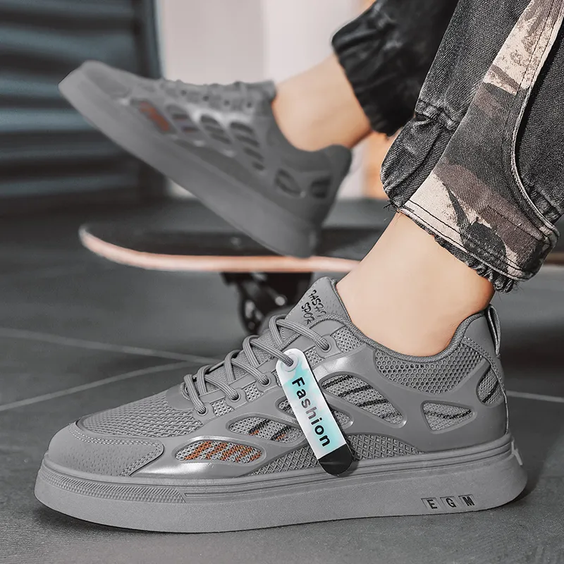 TONYBEAR Low Top Skateboard Shoes Unisex-9