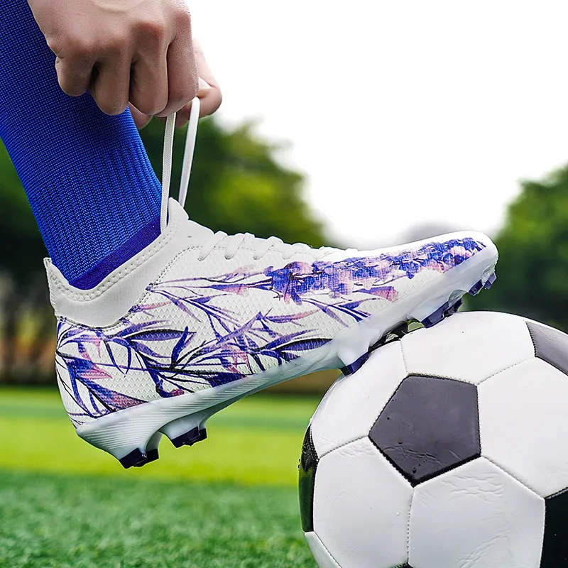 TONYBEAR Breathable Soccer Shoes Unisex-1