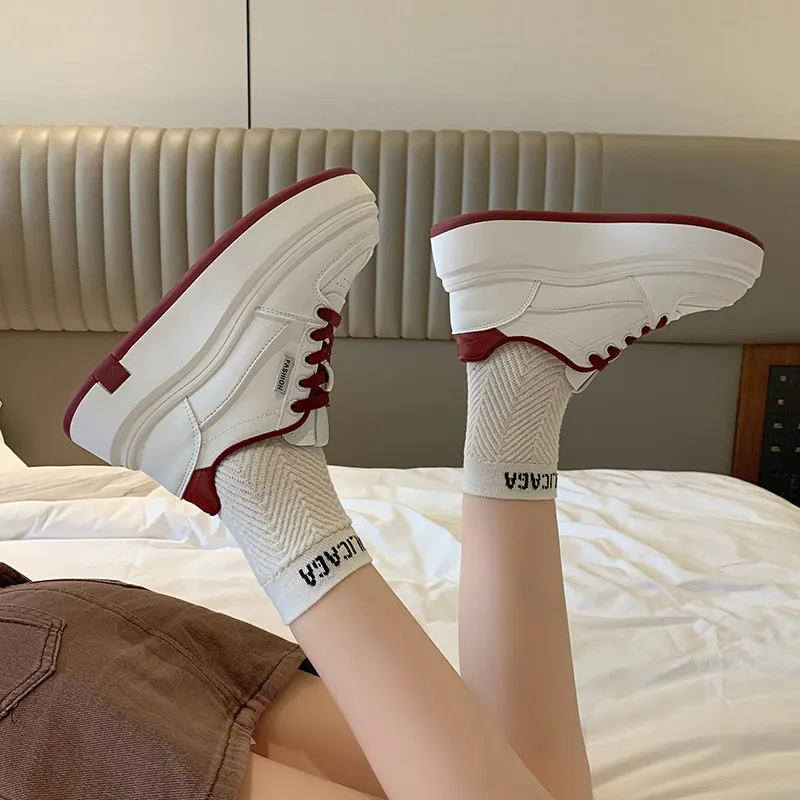 TONYBEAR Low Top Skateboard Shoes Women's-3