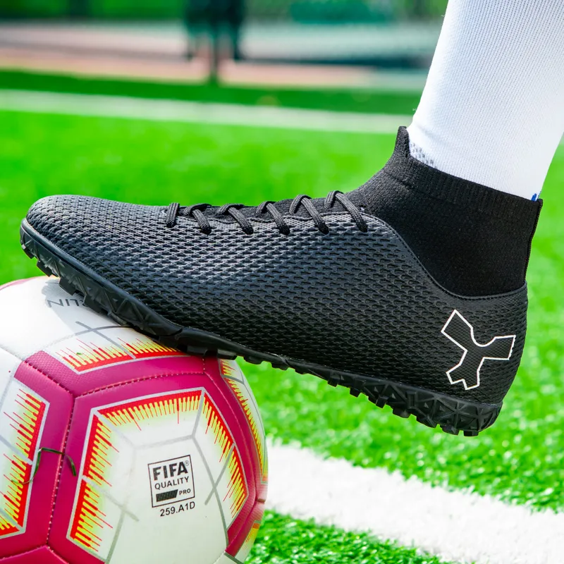 TONYBEAR Cushioning Soccer Shoes Unisex-1