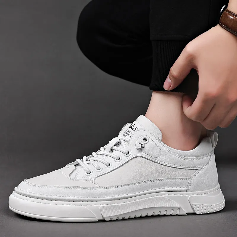TONYBEAR Slip Resistant Low Top Casual Shoes Unisex-4