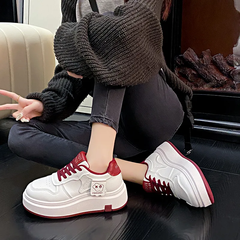 TONYBEAR Skateboard Shoes Women's-11