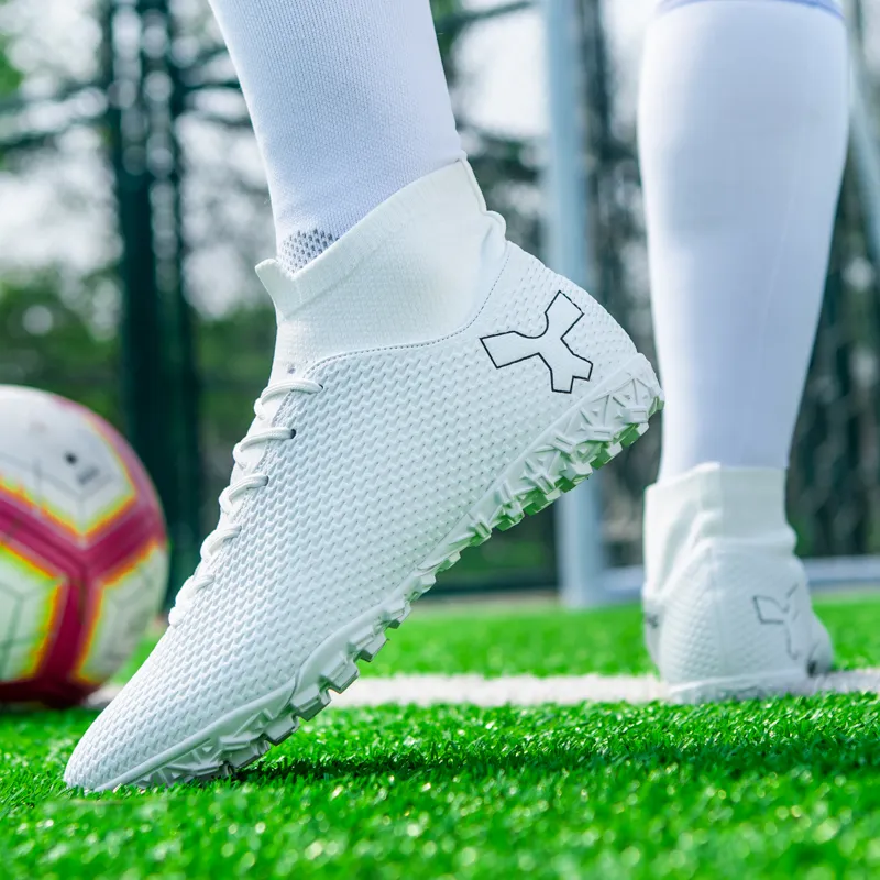 TONYBEAR Cushioning Soccer Shoes Unisex-8