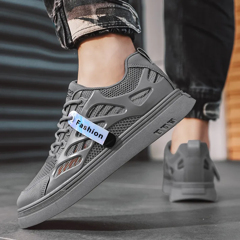 TONYBEAR Low Top Skateboard Shoes Unisex-10