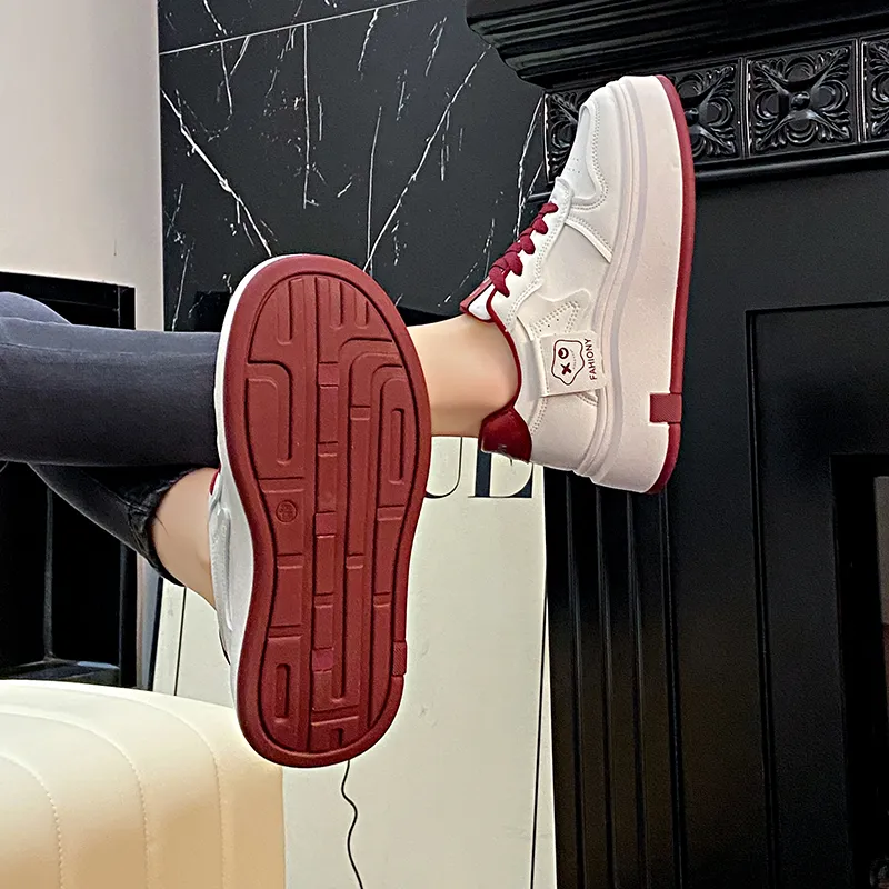 TONYBEAR Skateboard Shoes Women's-12