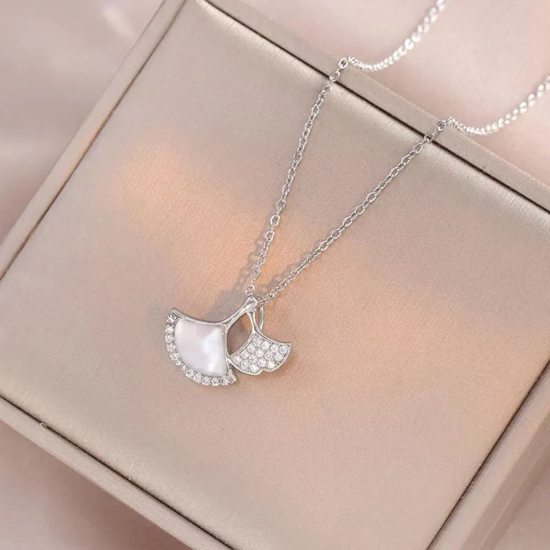Master Kim Mother Of Pearl Necklaces Women's-3