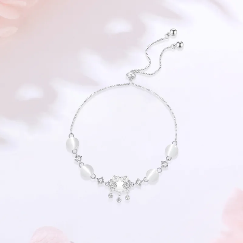 Master Kim Glass Cat Eye Bracelets Women's-1