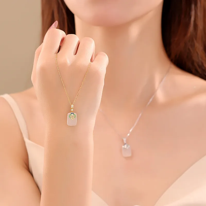 Master Kim Chalcedony Necklaces Unisex-2