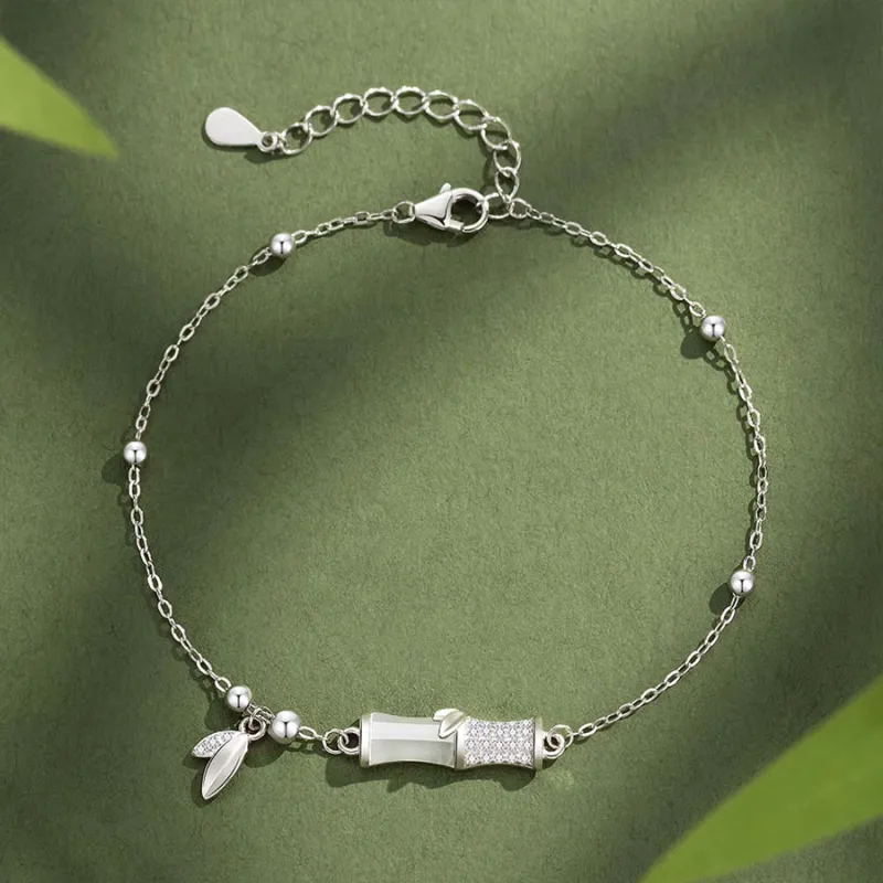 Master Kim Glass Cat Eye Bracelets Women's-2