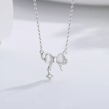Master Kim Glass Cat Eye Necklaces Women's