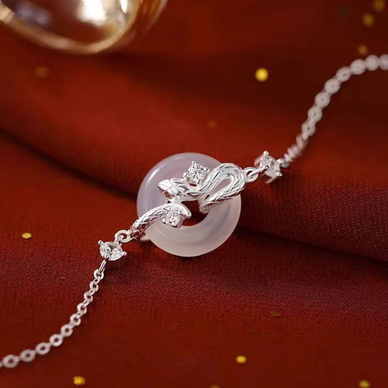 Master Kim Chalcedony Girlfriend's Mom Bracelet Women's-1