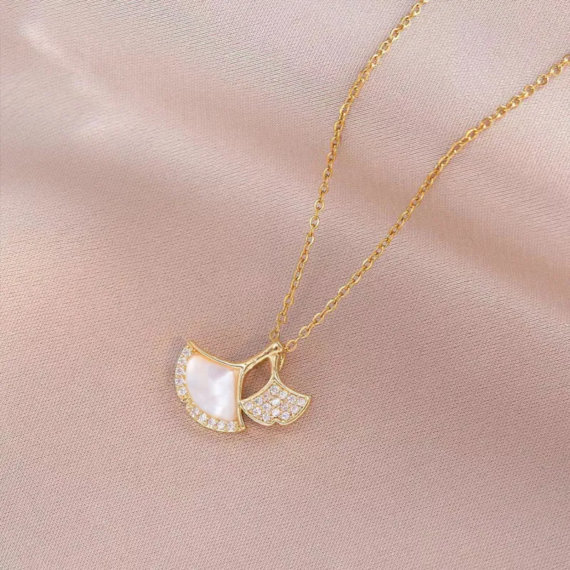 Master Kim Mother Of Pearl Necklaces Women's-4