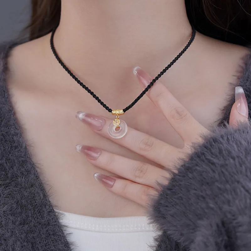 Master Kim Chalcedony Necklaces Unisex-4