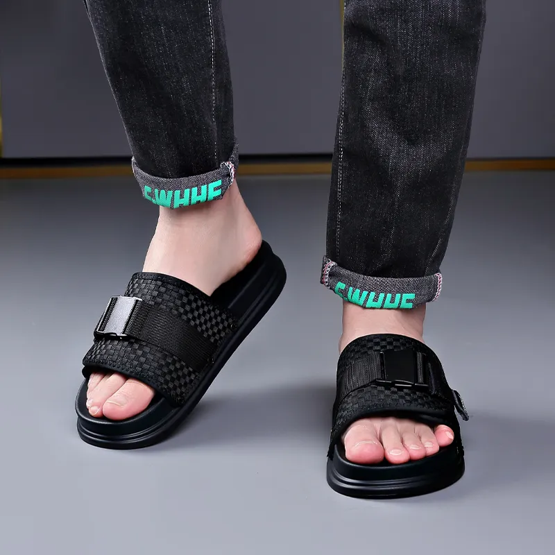 LUOMAIKE Slide Slippers Men's Black-1