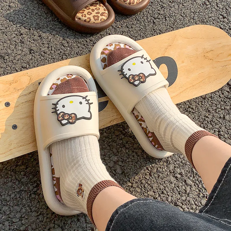 Soft Hello Kitty Slippers / Home Slippers-5