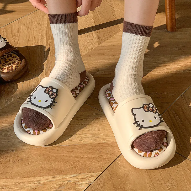 Soft Hello Kitty Slippers / Home Slippers-4