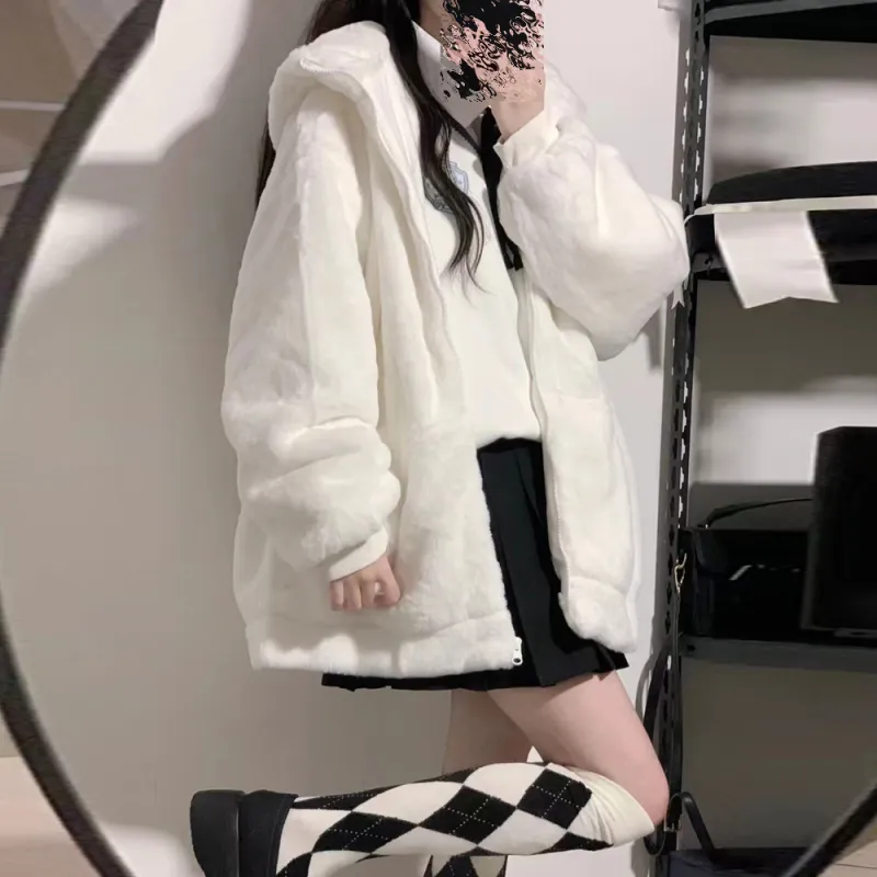 MKBY Velvet feel Coat Women's White-5