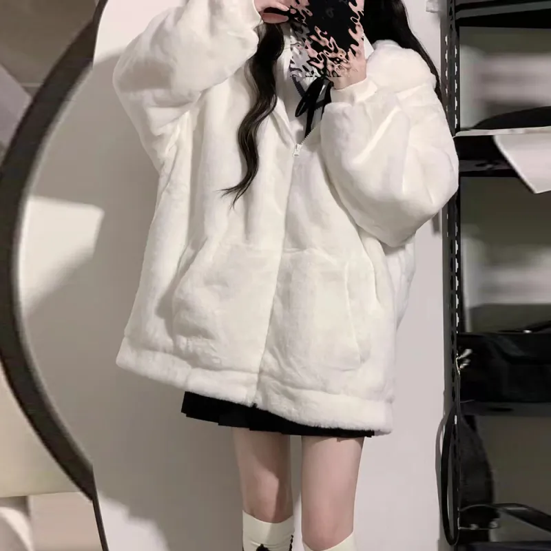 MKBY Velvet feel Coat Women's White-4
