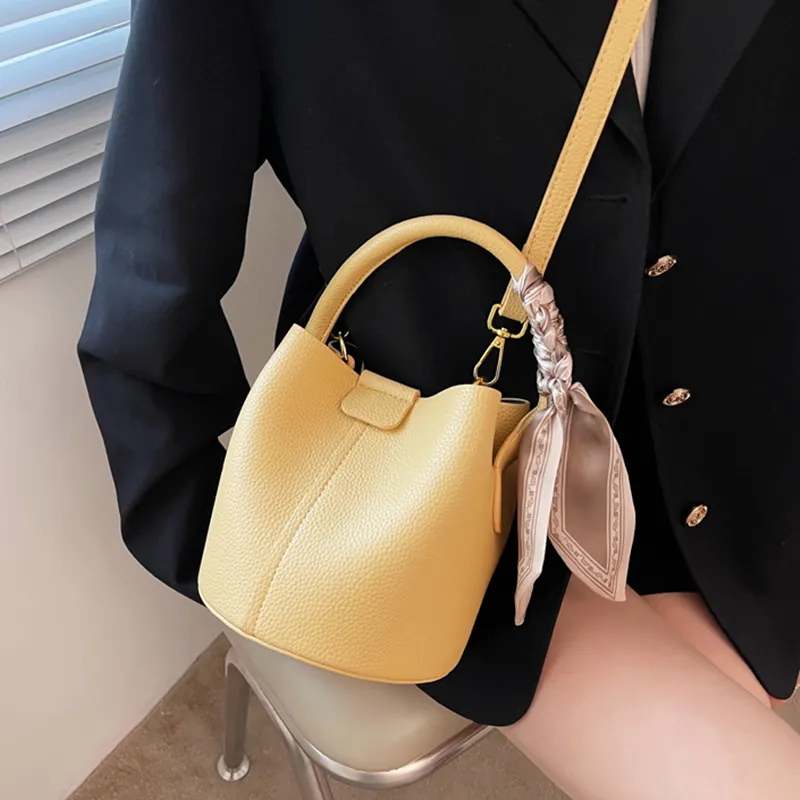 Bywhich PU One Shoulder Handbag Crossbody Bag Regular Women's White-6