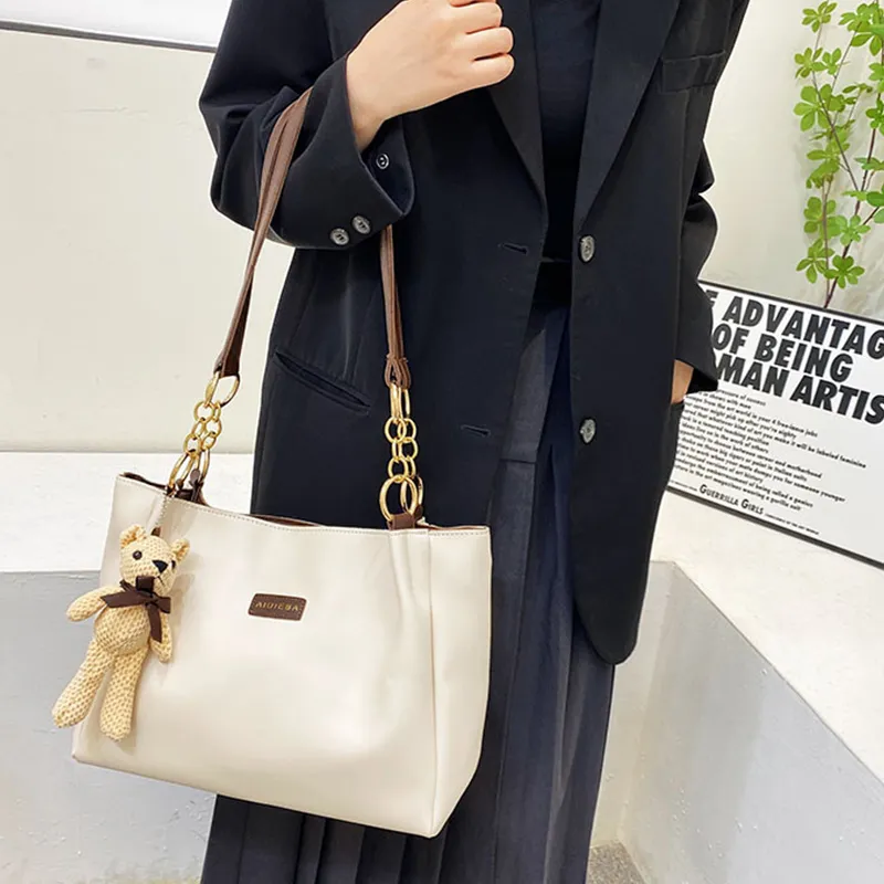 Bywhich PU Shoulder Bag Regular Women's Ecru-3