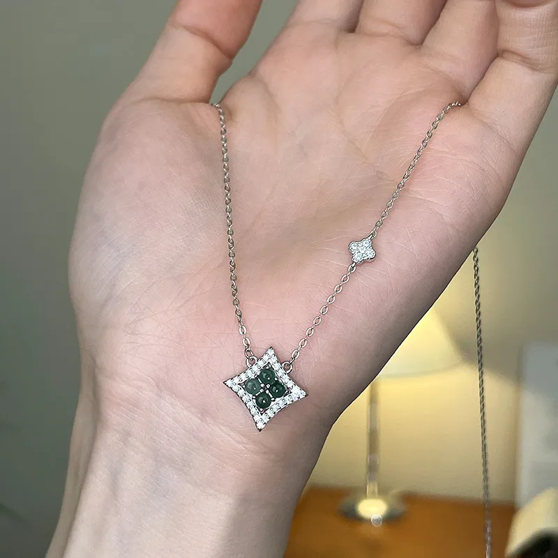 VIVIWELL Ice Type Jadeite Necklaces Women's-1