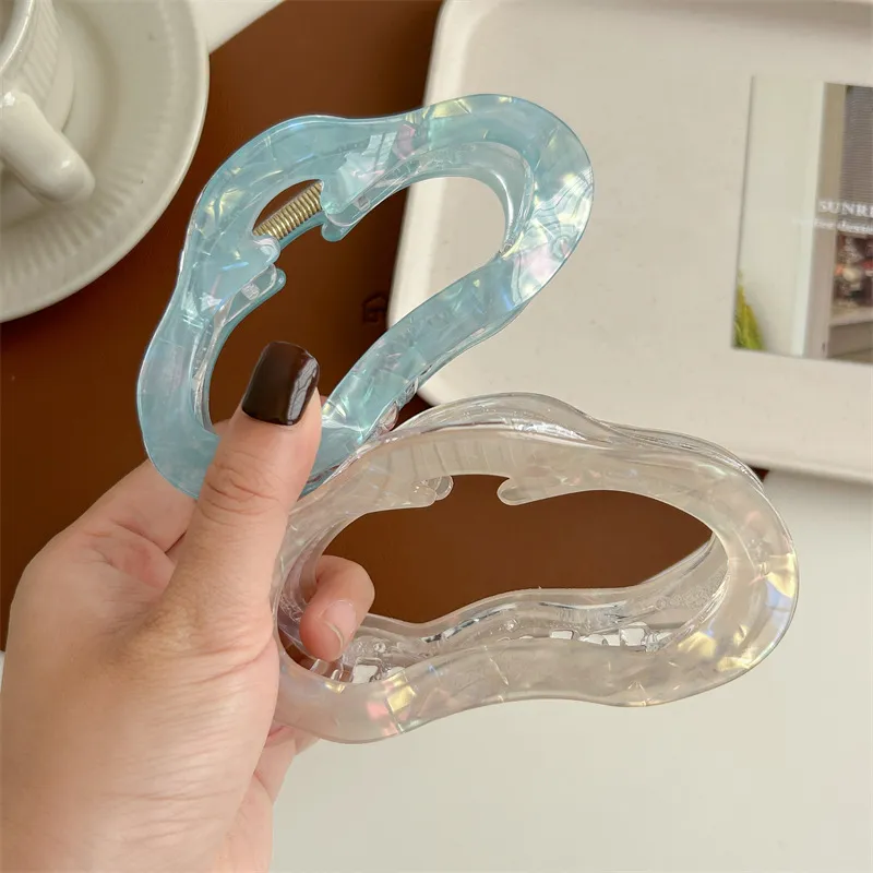 VIVIWELL Plastic Hair Clips Women's-4