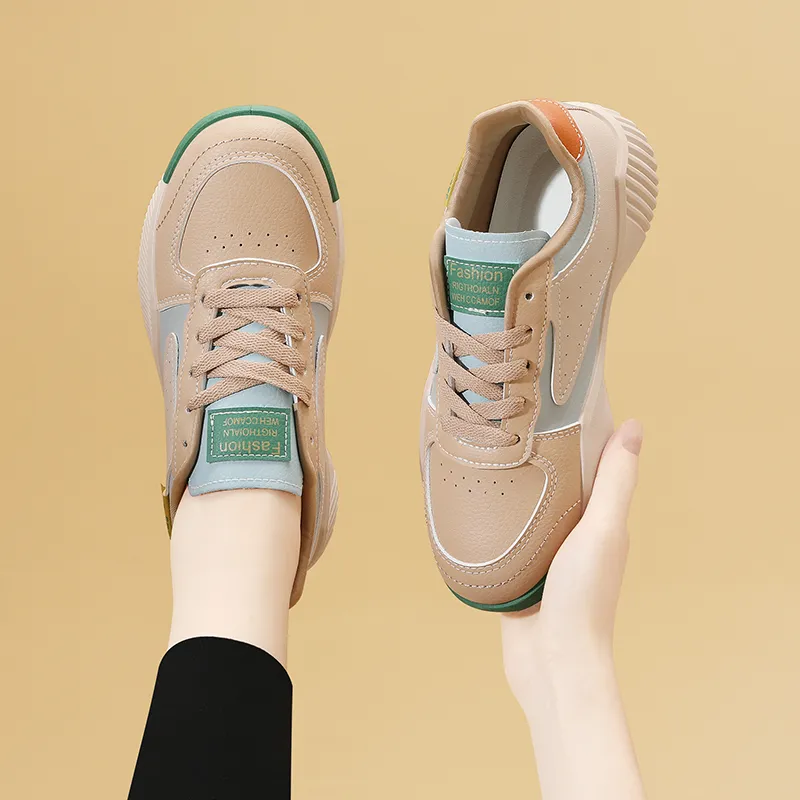 Golden Silk Rabbit Low-Top Skateboard Shoes Women's-3