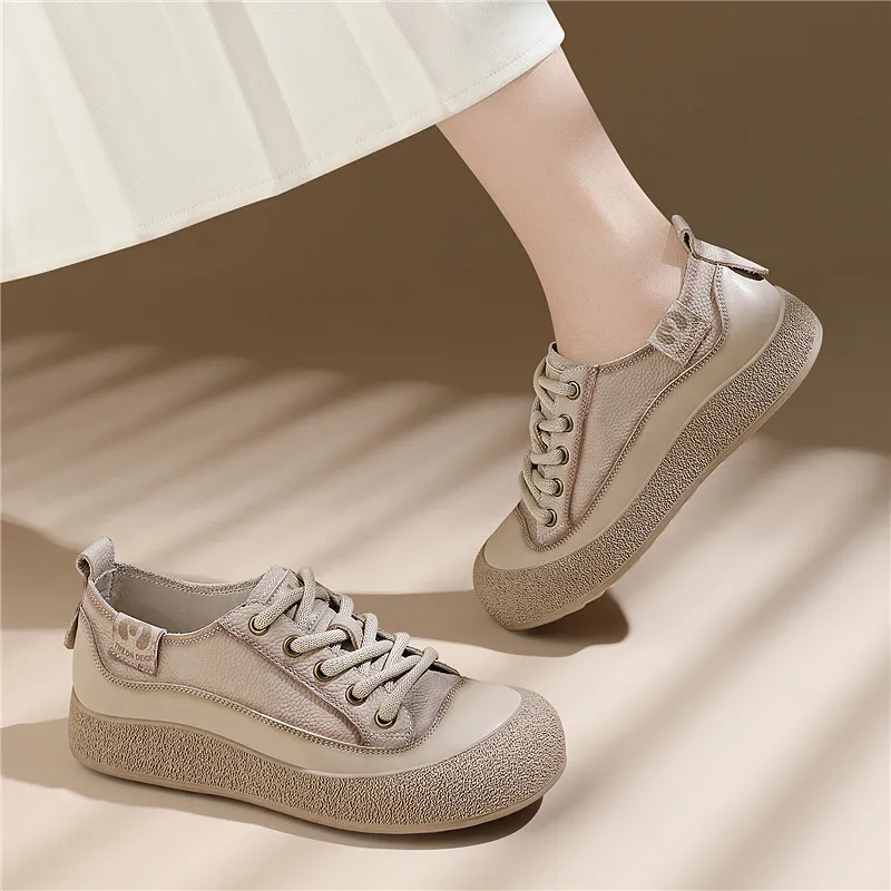 Golden Silk Rabbit Low-Top Skateboard Shoes Women's-12